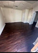 Building Photo - 417 Church Ln