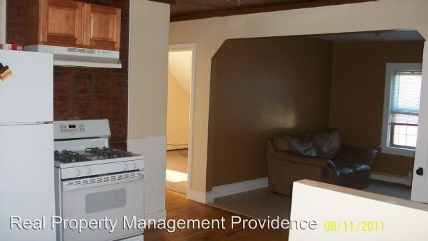 Building Photo - 2 br, 1 bath Apartment - 69 Langdon St.