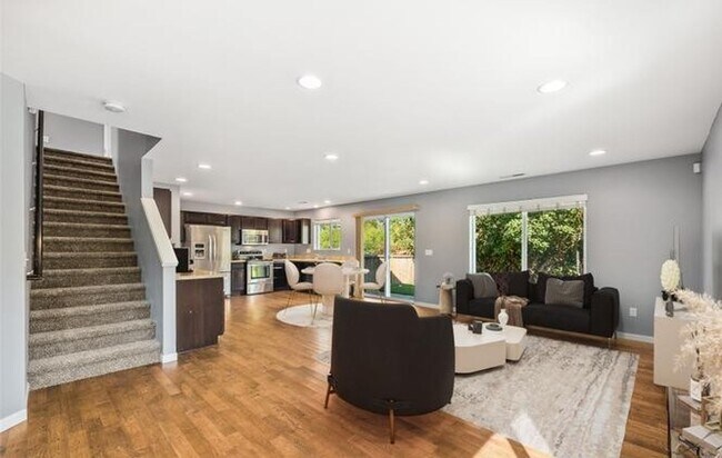 Foto del edificio - Updated 3 bedroom, 2.5 bath home in Tacoma!