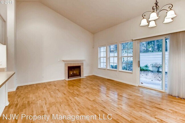 Building Photo - 2 br, 2 bath House - 11334 SW Plum Ter