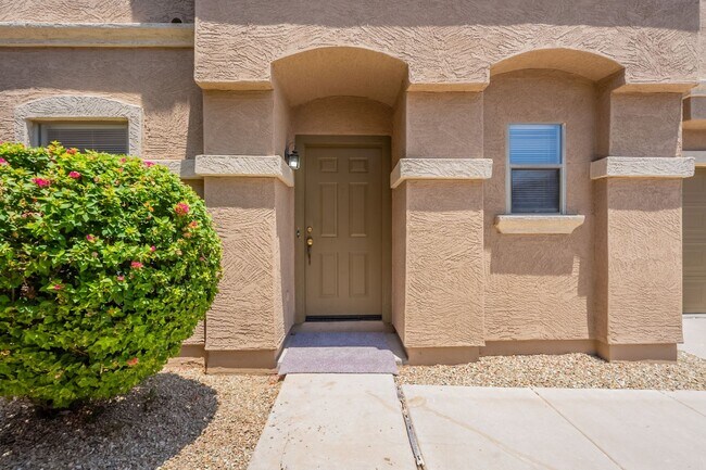 Foto del edificio - Great Location, 4 Bedrooms in Peoria!
