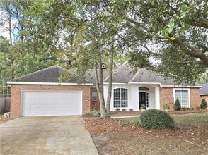 Building Photo - 2107 Olvey Dr