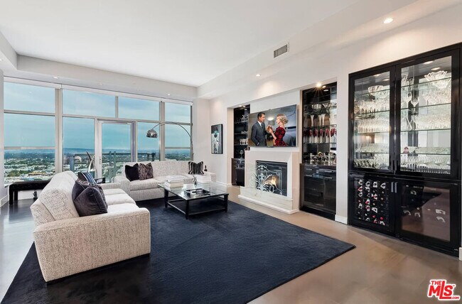 Foto del edificio - 10776 Wilshire Blvd