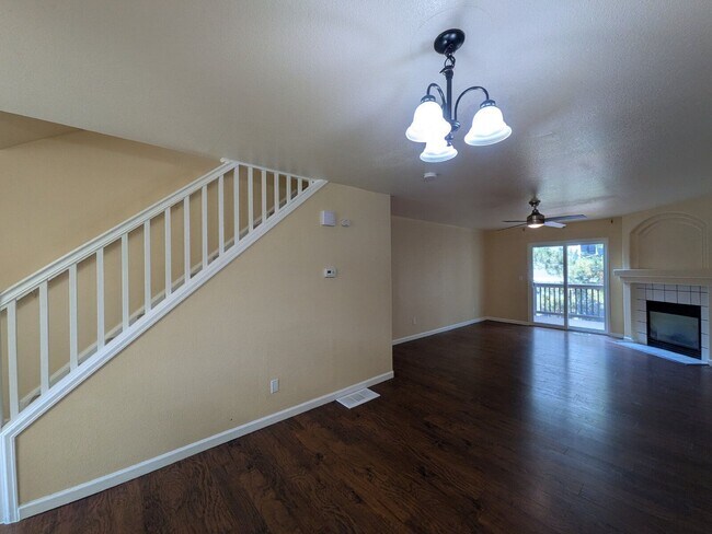 Building Photo - 11806 E Kepner Dr