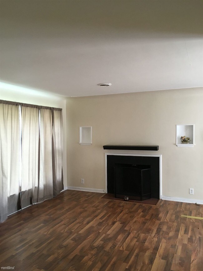 Building Photo - 2 br, 1 bath House - 416 Buckingham Ave