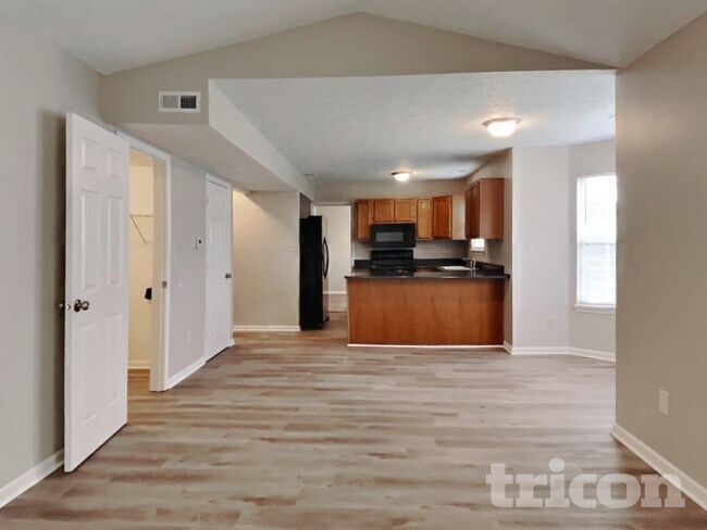 Building Photo - 1464 Rebecca Ln