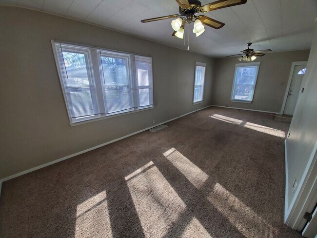 Foto del edificio - 2 bedroom, 1 bathroom rental home!