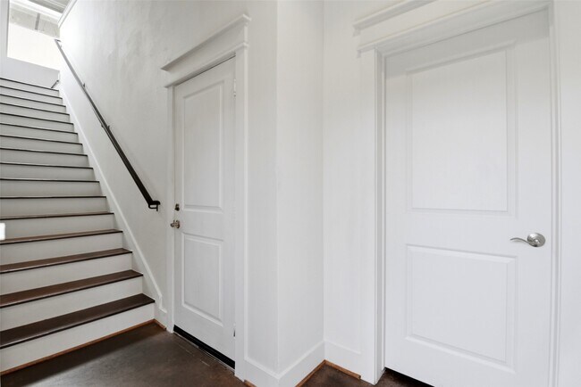 Foto del edificio - 1512 Crockett St