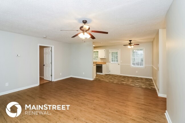 Building Photo - 376 Dillon Dr