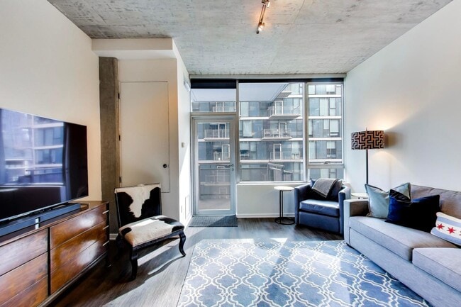 Foto del edificio - 1345 S Wabash Ave