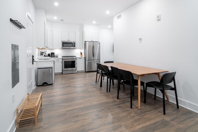 Interior Photo - Cassell Co-Living (Furnished Rooms)