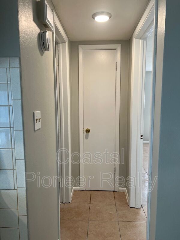 Foto del edificio - 5825 Elm St