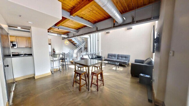 Building Photo - DISTILLERY