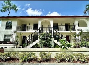 Building Photo - 905 Augusta Blvd