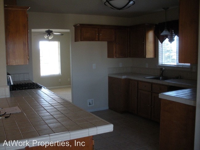 Building Photo - 23523 Millville Way
