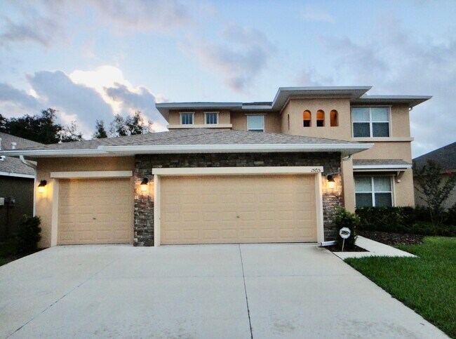 Foto del edificio - 15715 Starling Dale Ln