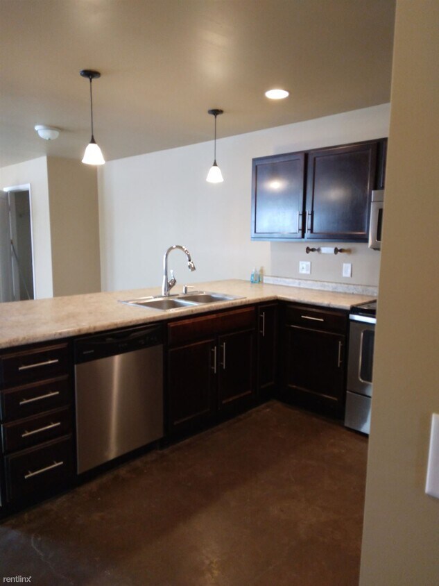 Primary Photo - 3 br, 2 bath Duplex - 238 Sydny Terrace, N...