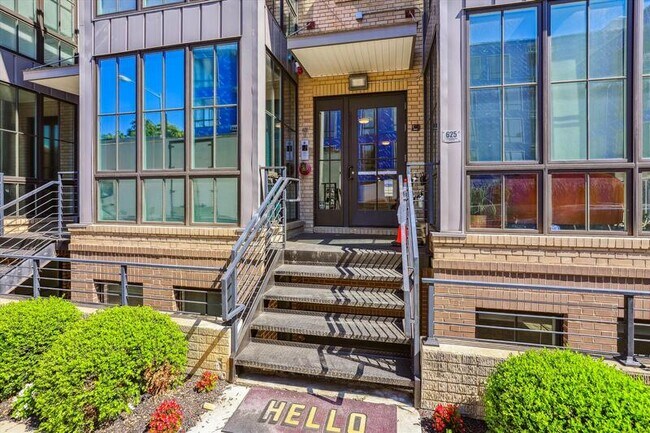 Foto del edificio - 625 Park Rd NW