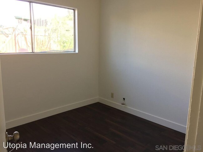 Foto del edificio - 1407 E 7th St