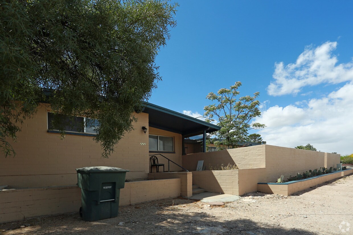 202226 N Alvernon Way, Tucson, AZ 85711 Apartments in Tucson, AZ