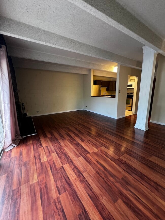 Photo - 555 E 10th Ave Apartment