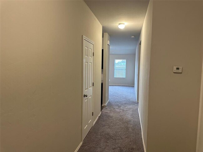 Building Photo - 205 Klare Ct