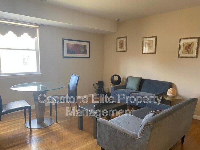 Building Photo - 141-143-143 Norfolk St