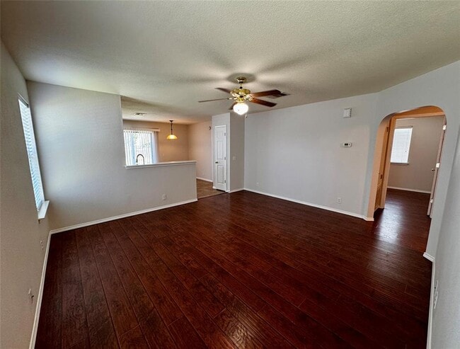 Building Photo - 14420 Cummins Way