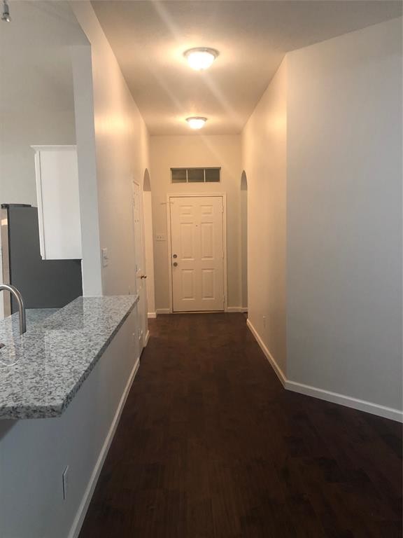 Building Photo - 4123 Oakland Falls Dr