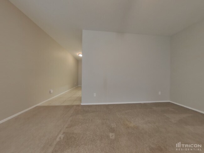 Foto del edificio - 30960 W Amelia Ave