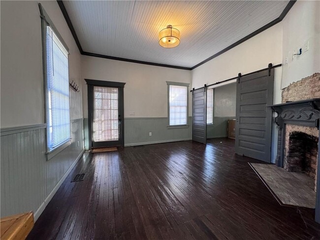 Foto del edificio - 749 Cooper St SW