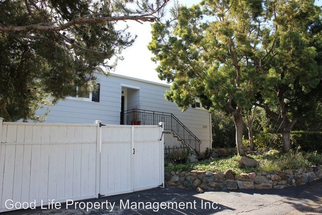 Foto del edificio - 3029 Nichols St