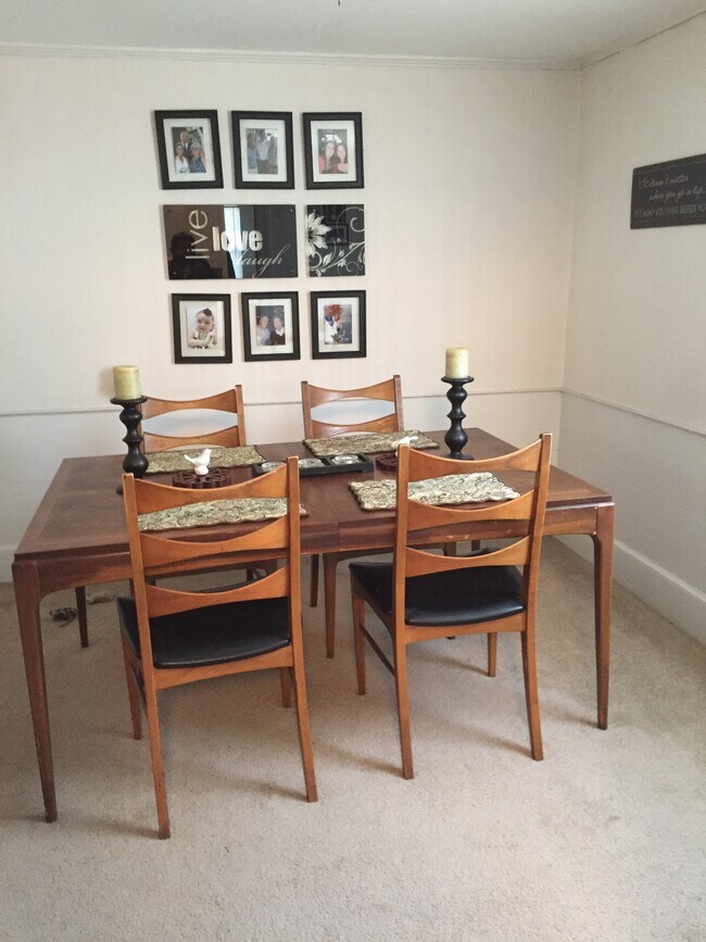 Building Photo - 248 Parker Ave