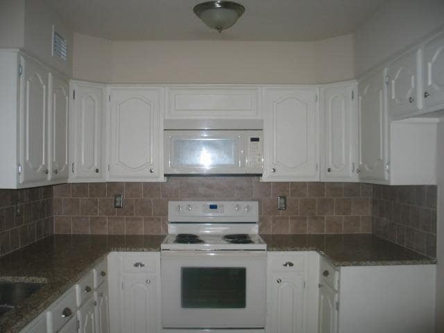 Building Photo - 800 Elkhorn Path