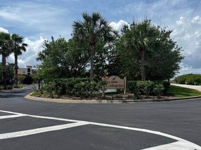 Primary Photo - 150 Pantano Cay Blvd