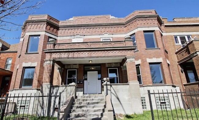 Front of Building - 6940 S King Dr