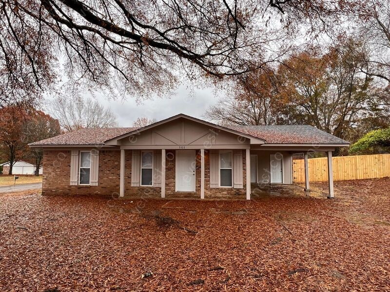 5103 Brenda Cove, Horn Lake, MS 38637 House Rental in Horn Lake, MS