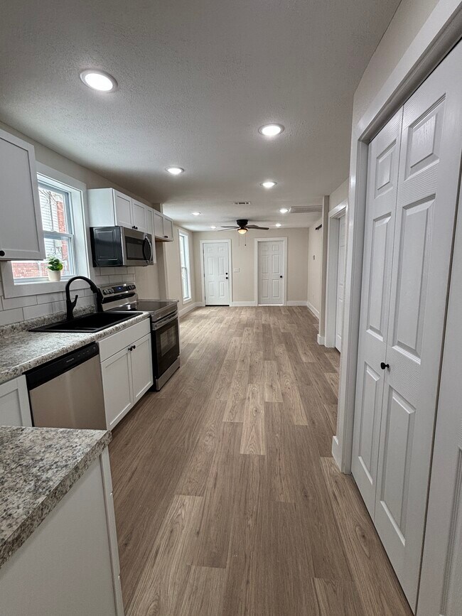 Foto del edificio - 613 N 2nd St