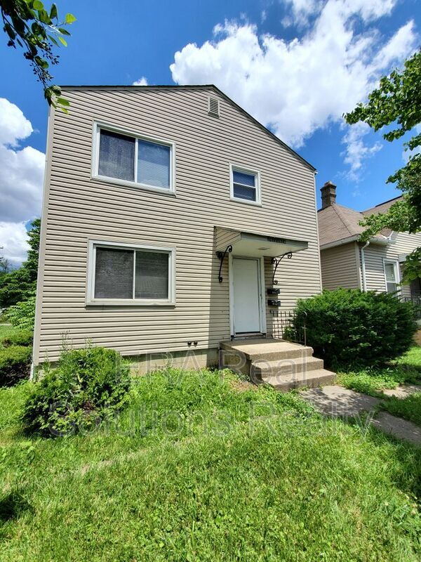 Primary Photo - 2822 E 5th Ave