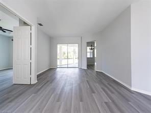 Foto del edificio - 241 24th Ave NE