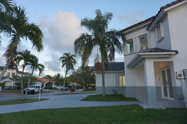 Foto del edificio - 15614 SW 110th Terrace