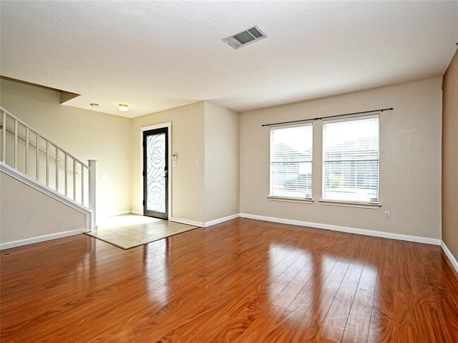Building Photo - 12936 Heyerdahl Dr