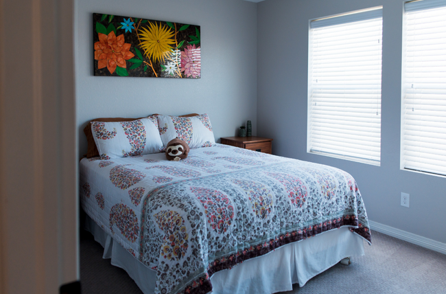 Guest Bedroom - 4778 Kittredge St