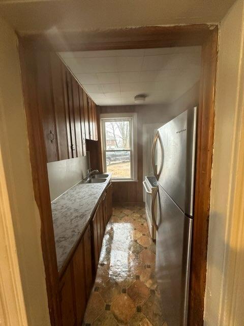 Building Photo - 24 Carey St