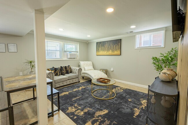 Foto del edificio - 3496 Lansdowne Dr