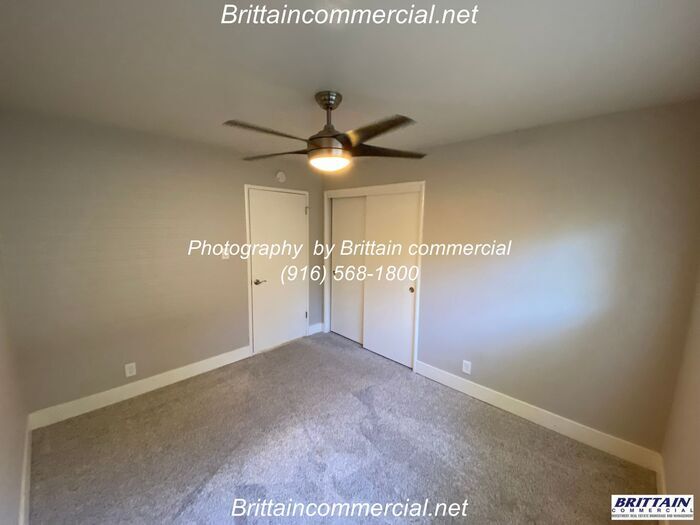 Foto del edificio - 2713 T St