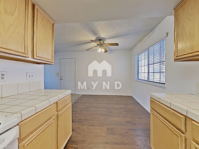 Foto del edificio - 2 br, 2 bath Condo - 101 Luna Way Apt 251 ...