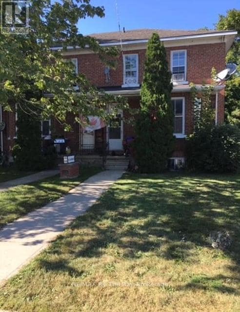 Primary Photo - 48-48 Lombard St