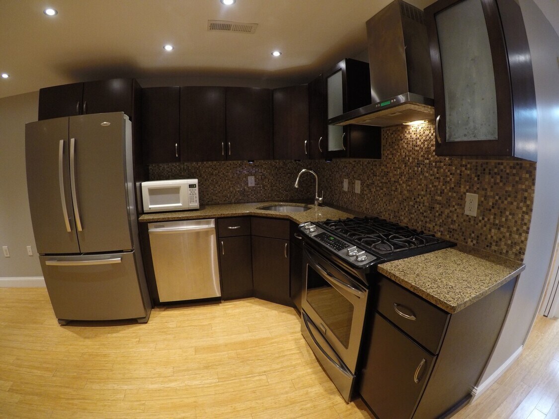 Foto principal - 319 S Juniper St