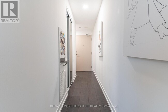 Building Photo - 2020-2020 Bathurst St
